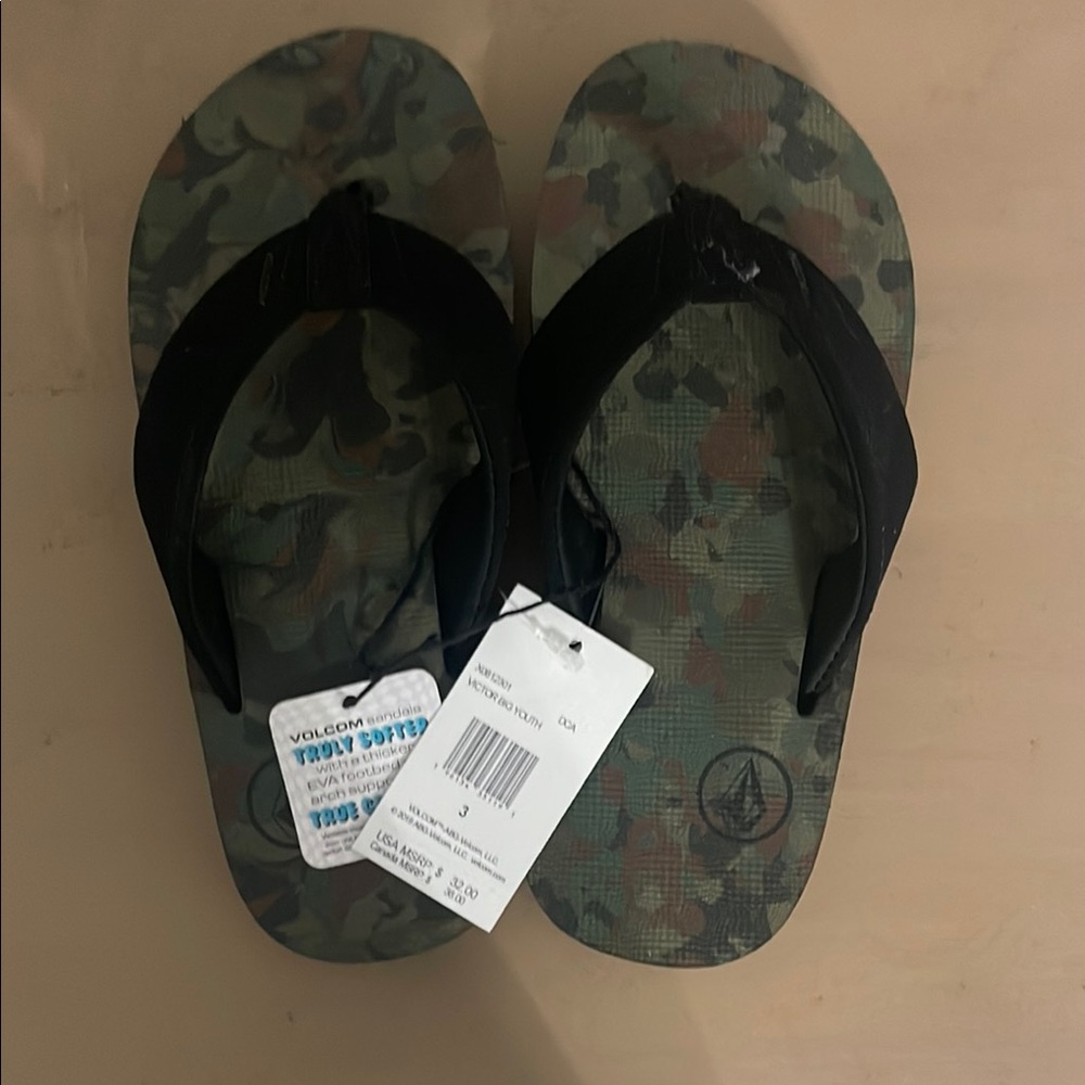 Volcom Camouflage Flip Flops
